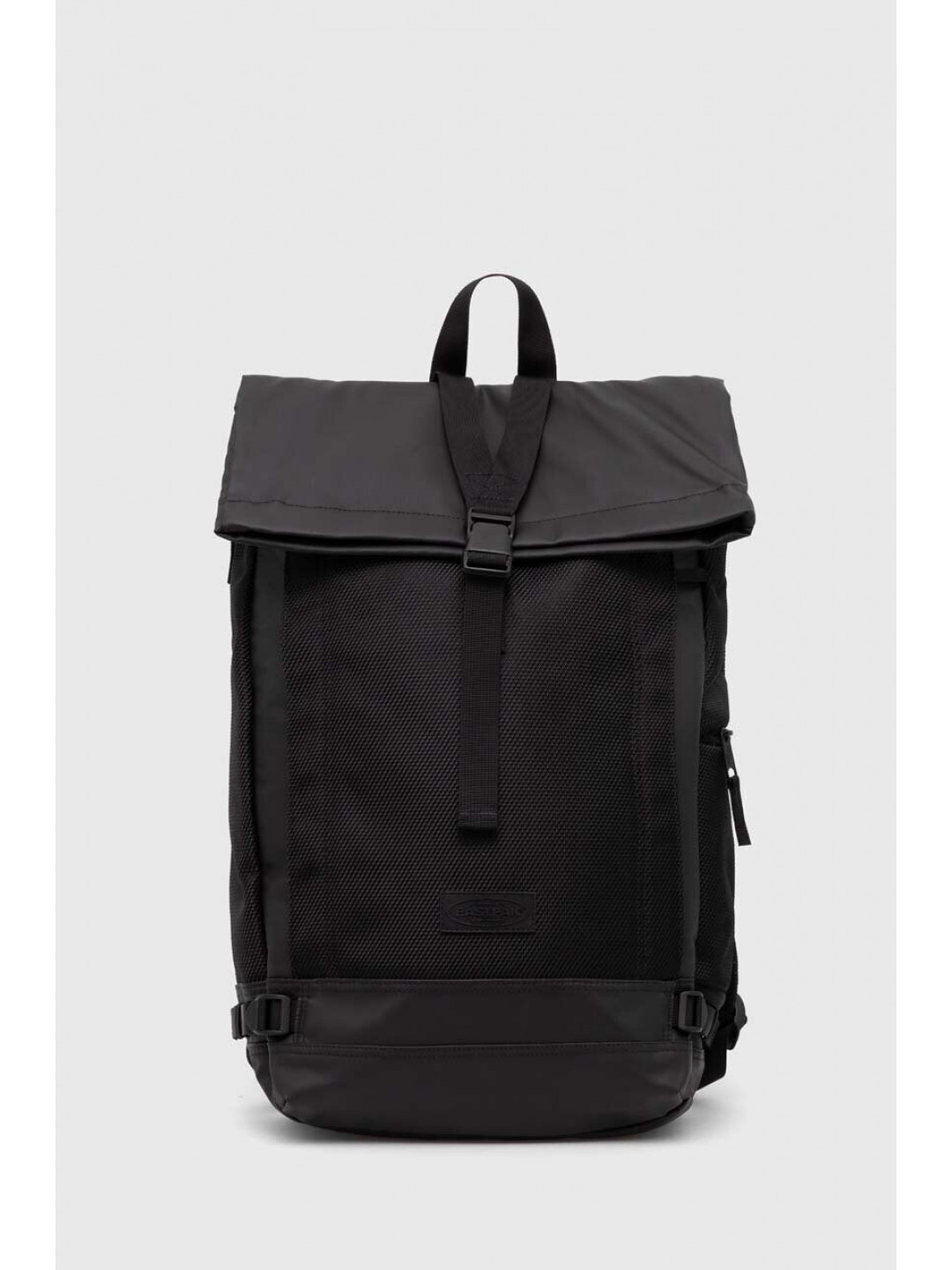 Batoh Eastpak TECUM ROLL černá barva velký hladký EK0A5BFN80W1